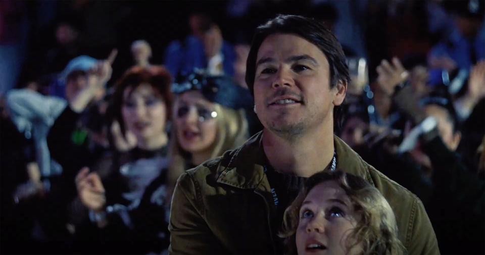 USA.   Josh Hartnett and Ariel Donoghue in the film Trap (©Warner Bros) an American psychological thriller film written, directed, and produced by M. Night Shyamalan. The film stars Josh Hartnett, Ariel Donoghue, Saleka Shyamalan, Hayley Mills, and Alison Pill.  Captioned 30 July 2024 Ref: LMK110-MB017-300724 Supplied by LMKMEDIA. Editorial Only. Landmark Media is not the copyright owner of these Film or TV stills but provides a service only for recognised Media outlets. pictures@lmkmedia.com