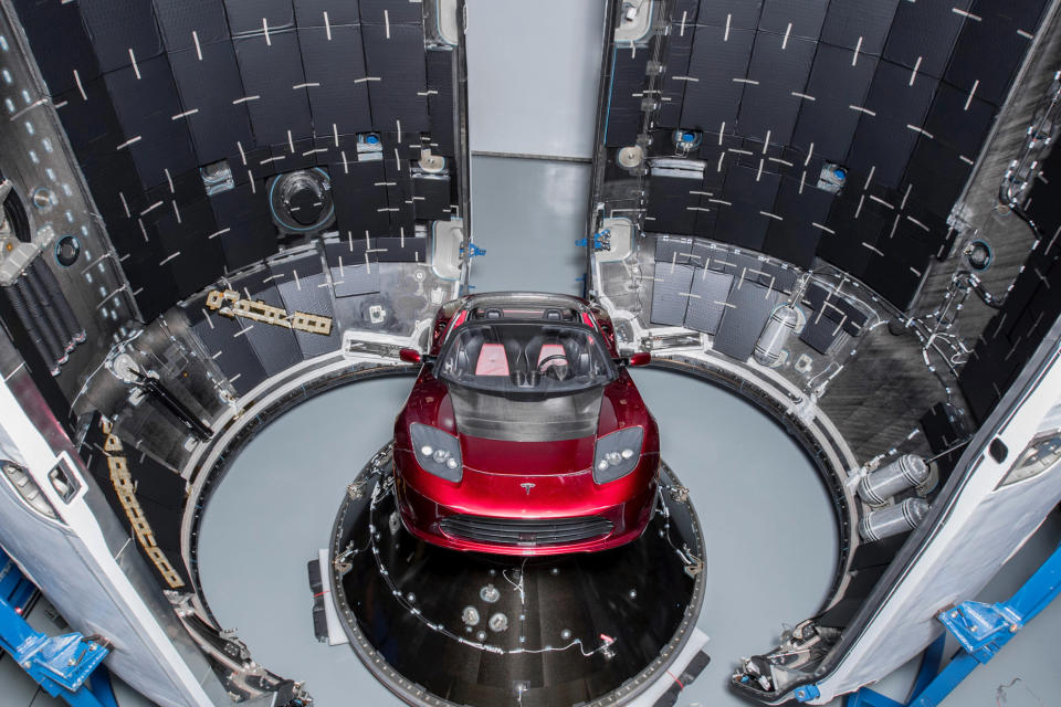 FOTOS: Así enviaron un auto Tesla al espacio exterior y rumbo a Marte