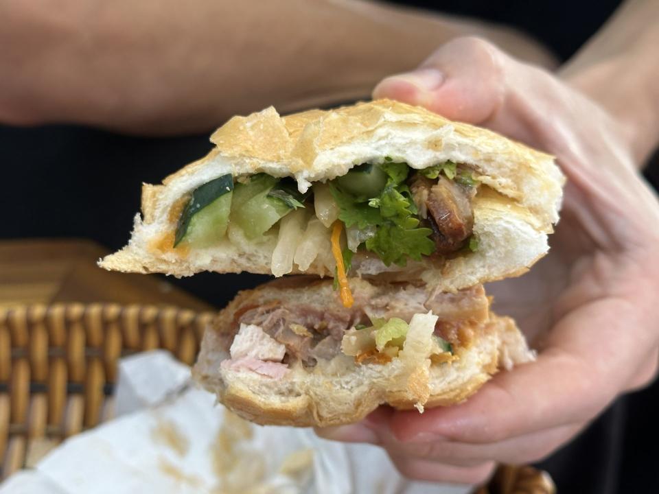 Hi Banh Mi 14