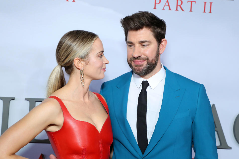 Closeup of Emily Blunt and John Krasinski on the red carpet