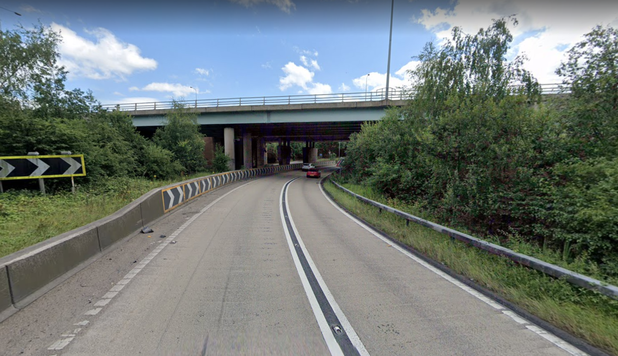 Ten vehicles crashed on the clockwise carriageway by junction four of the M60.