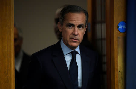 Britain's Bank of England Governor Mark Carney arrives to deliver a speech at the London School of Economics in London, Britain, January 16, 2017. REUTERS/Toby Melville