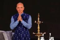 Jeff Bezos, fundador de Amazon, asiste a un evento de la empresa en Nueva Delhi, India, el 15 de enero de 2020