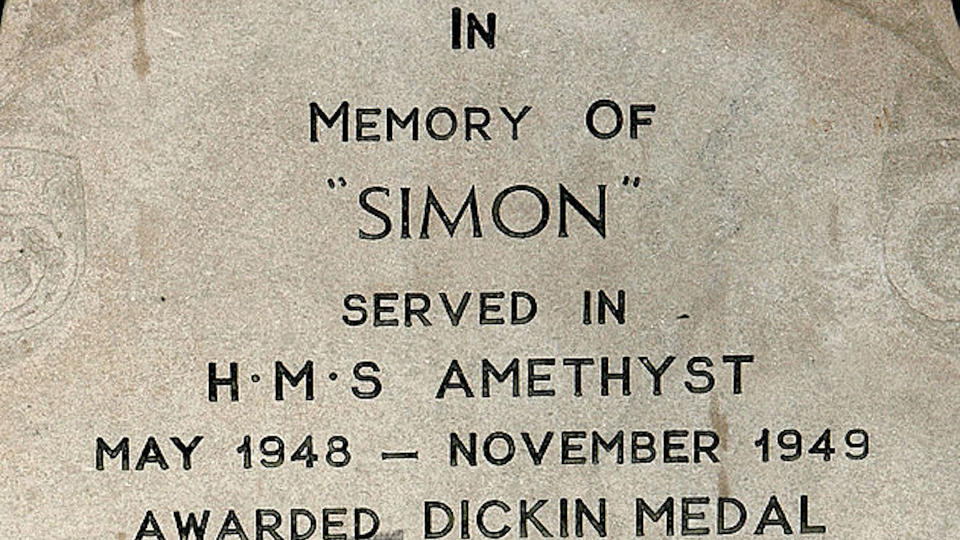 Gravestone of Simon the able seacat