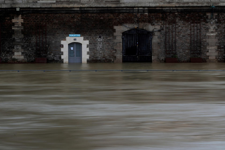 Heavy rains bring flooding to France