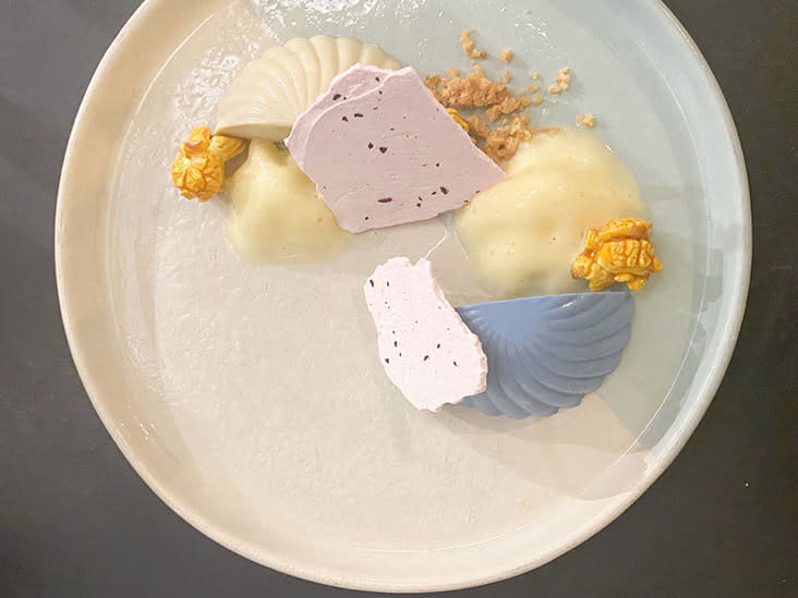 Each omakase meal has a plated dessert like this one where you get to taste various flowers like blue pea flower, chrysanthemum and rose &#x002014; Picture by Lee Khang Yi