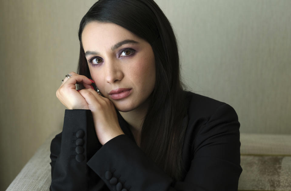 Hannah Marks, directora de la película "Don't Make Me Go", posa en el London Hotel en West Hollywood, California, el miércoles 29 de junio de 2022. (Foto AP/Chris Pizzello)