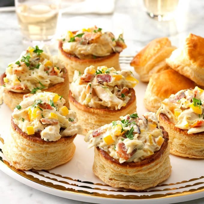 Creamy Chicken Vol Au Vent Exps Thca18 189771 D09 28 5b 3