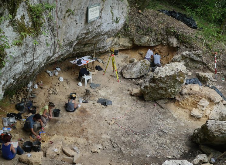 Archaeologists have found limestone slabs that suggest cavemen used an early technique of pointillism