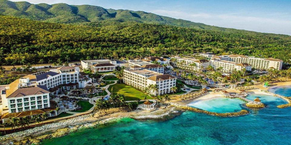 8) Hyatt Ziva Rose Hall - Jamaica