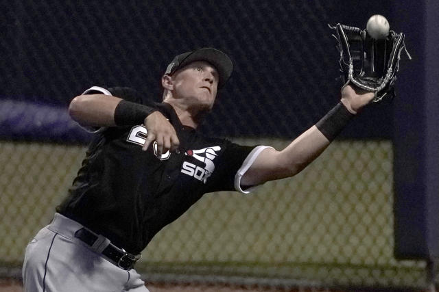 White Sox slugger Andrew Vaughn recovering from hip pointer