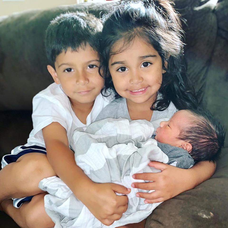 <p>Nicole “Snooki” Polizzi is living her cutest life. The “Jersey Shore” star shared a series of photos of her family on Saturday and each one is more insanely adorable than the next. The first photo, which showed her two oldest children cuddling her newborn, was captioned, “MY SQUAD🤛🏽So proud of Lorenzo & Giovanna for killing […]</p> <p>The post <a rel="nofollow noopener" href="https://theblast.com/snooki-newborn-family-photos/" target="_blank" data-ylk="slk:Nicole ‘Snooki’ Polizzi Shows Off Her Adorable Fam With Newborn Son;elm:context_link;itc:0;sec:content-canvas" class="link ">Nicole ‘Snooki’ Polizzi Shows Off Her Adorable Fam With Newborn Son</a> appeared first on <a rel="nofollow noopener" href="https://theblast.com" target="_blank" data-ylk="slk:The Blast;elm:context_link;itc:0;sec:content-canvas" class="link ">The Blast</a>.</p>