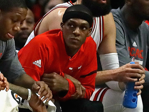 Rajon Rondo surveys his Bulls. (Getty Images)