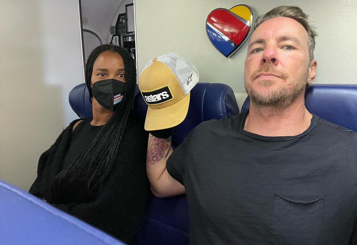 Dax Shepard Shows Stars Are Just Like Us and Fly Southwest -- and Shows His Sneaky Seat Trick. https://www.instagram.com/p/CegpLscl810/