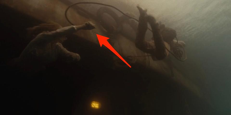 Spencer (Brandon Sklenar) uses his "lucky" rope again in "1923" season one, episode six.