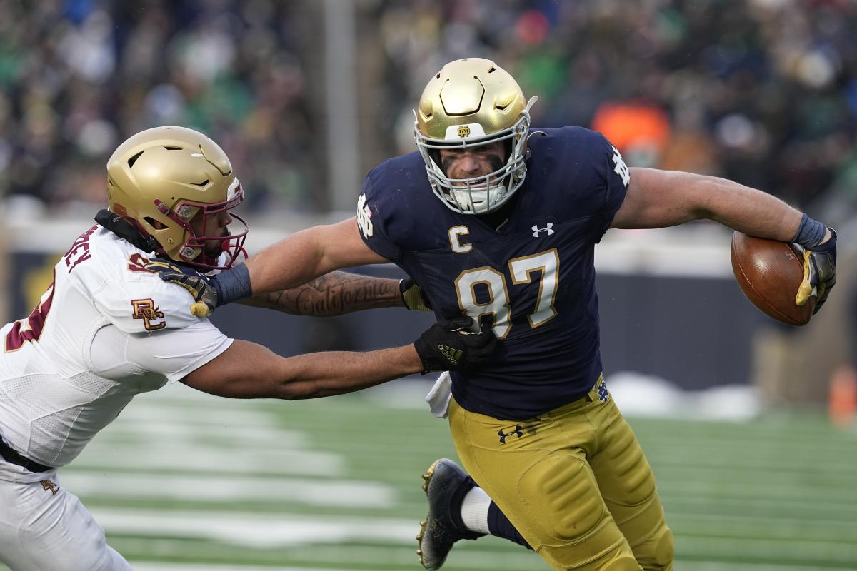 Notre Dame's Michael Mayer Leads Tight End Group at 2023 NFL Combine