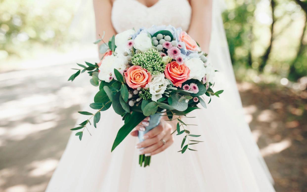 Flowers are everything when planning a rustic wedding - Blend Images