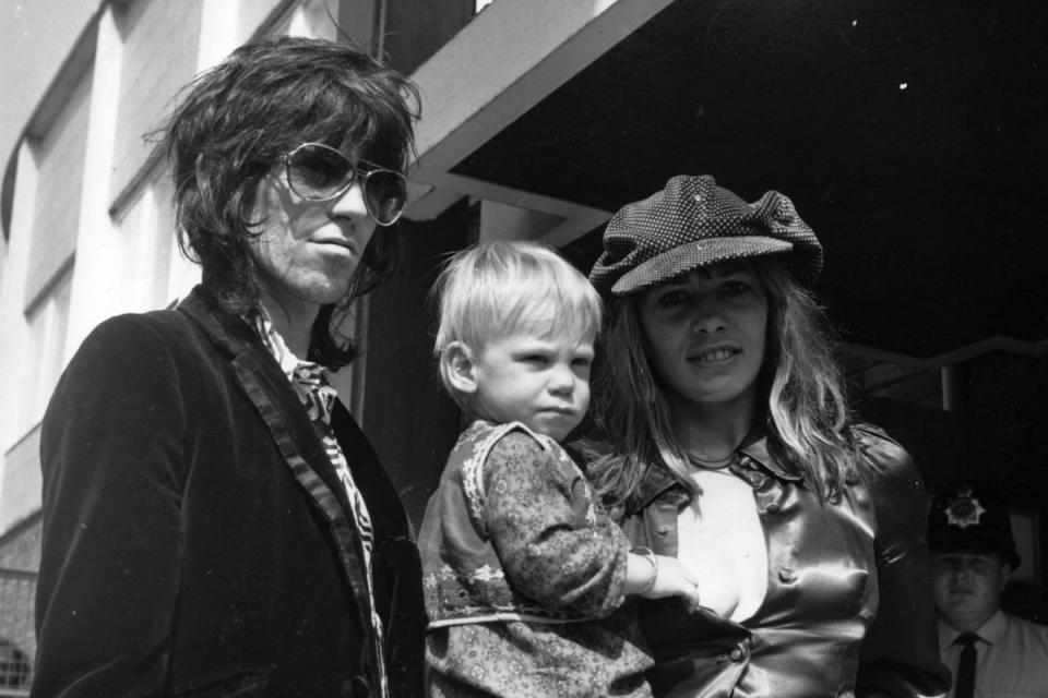Keith Richards, Anita Pallenberg and young son Marlon in 1970 (Getty Images)