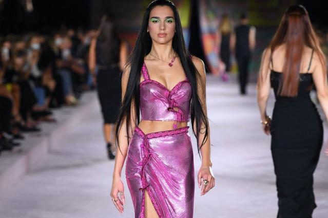 Versace's FW23 Fashion Show in Los Angeles