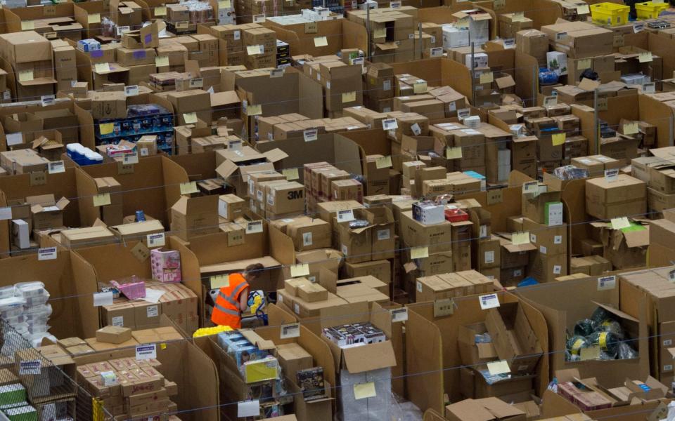  Amazon Fulfilment Centre