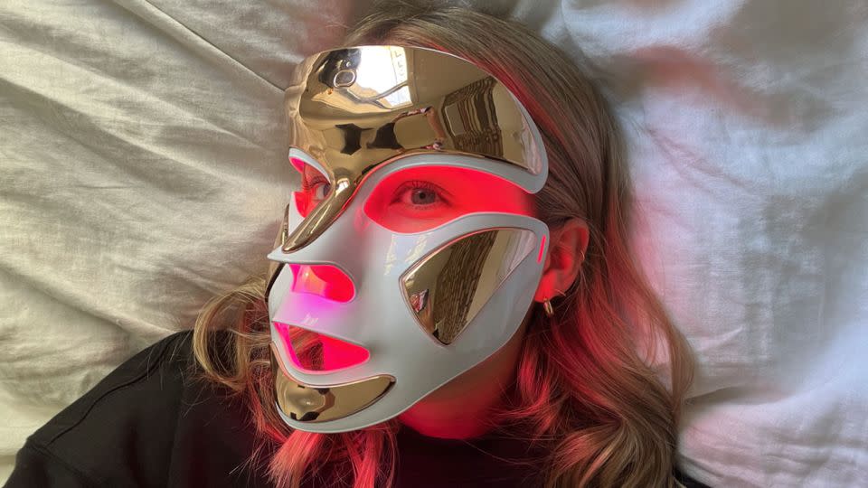 Dr. Dennis Gross DRx SpectraLite FaceWare Pro Light Mask - Stephanie Griffin/CNN Underscored