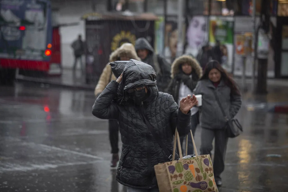 Do not put away your jackets: Cold front 18 will cause low temperatures in the country and rains in 4 states