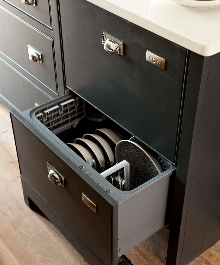 <p> Small kitchen storage ideas aren&apos;t just about the big picture. You can make the most of every inch of your new drawers with clever organization. </p> <p> Choose from adjustable dividers and boxes that allow you to compartmentalise interiors as you wish, or purpose-made fittings to store sharp knives, cutlery, utensils, jars, bottles, cling film and foil.&#xA0; </p> <p> Non-slip surfaces, moveable pegs and plate holders ensure the safe storage of china and pans, so that they don&#x2019;t slide about each time you open the drawer. </p>