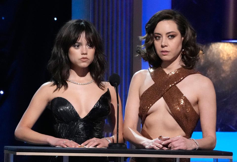 Jenna Ortega and Aubrey Plaza try to out deadpan each other at the SAG