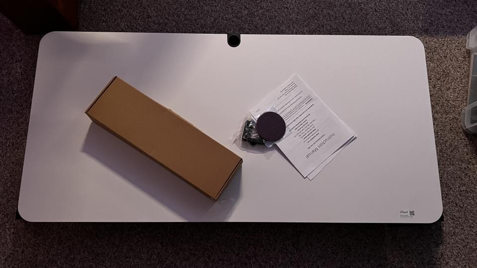 Lillipad Standing Desk unboxing