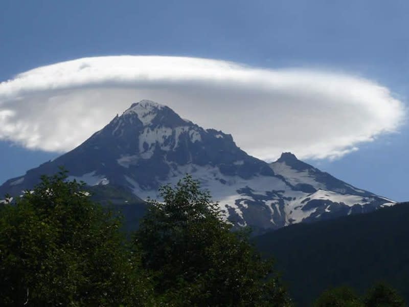 Orographic clouds over Mt. Olympus (Pinterest)