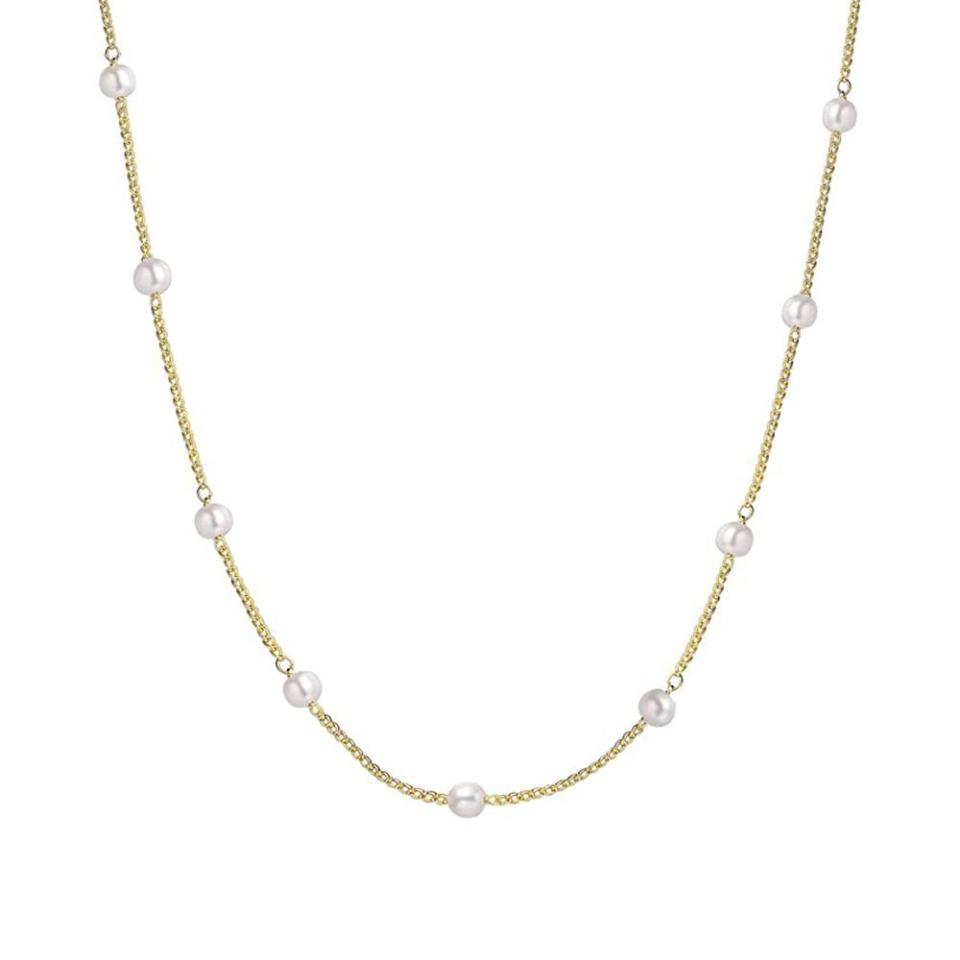 13) Dainty Gold Pearl Necklace