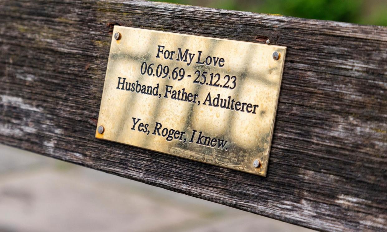 <span>The mystery plaque for an adulterous husband that appeared on a bench in Royal York Crescent, Clifton, Bristol.</span><span>Photograph: Tom Wren/SWNS</span>