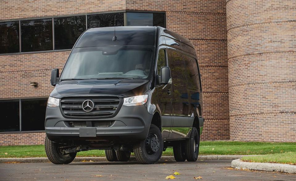 Van: 2019 Mercedes-Benz Sprinter 3500XD Diesel DRW: 84 dBA