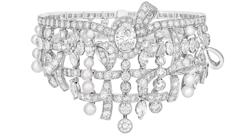 Chanel Tweed Pastel bracelet in white gold, diamonds, and cultured pearls