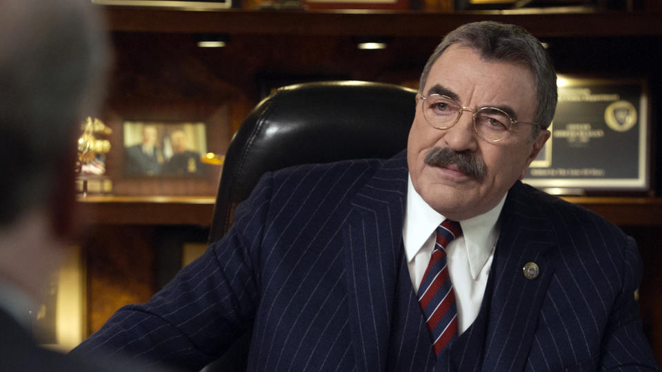 Tom Selleck mit seinem Markenzeichen: einem Schnauzer (Bild: CBS via Getty Images)