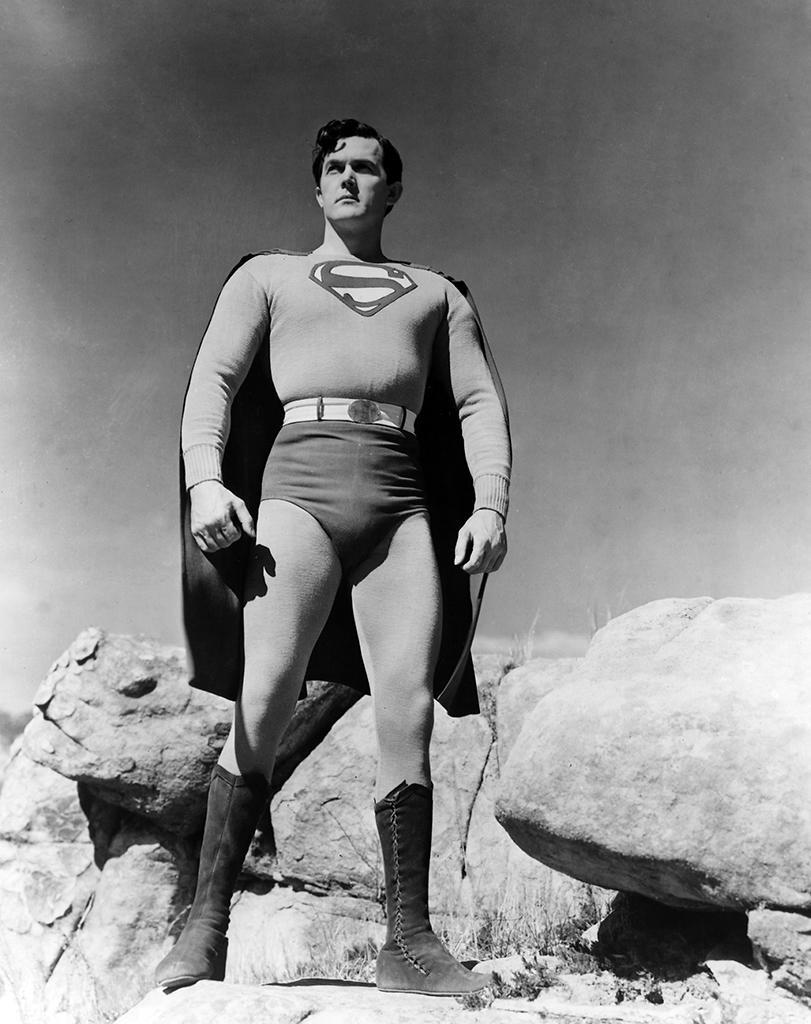 Starting in 1948, Kirk Alyn played the Man of Steel in a 15-episode live-action movie serial. He played Clark Kent and his high-belted superhero alter ego as two very distinct characters. Gotta love the tights and the Robin Hood-like lace-up boots!