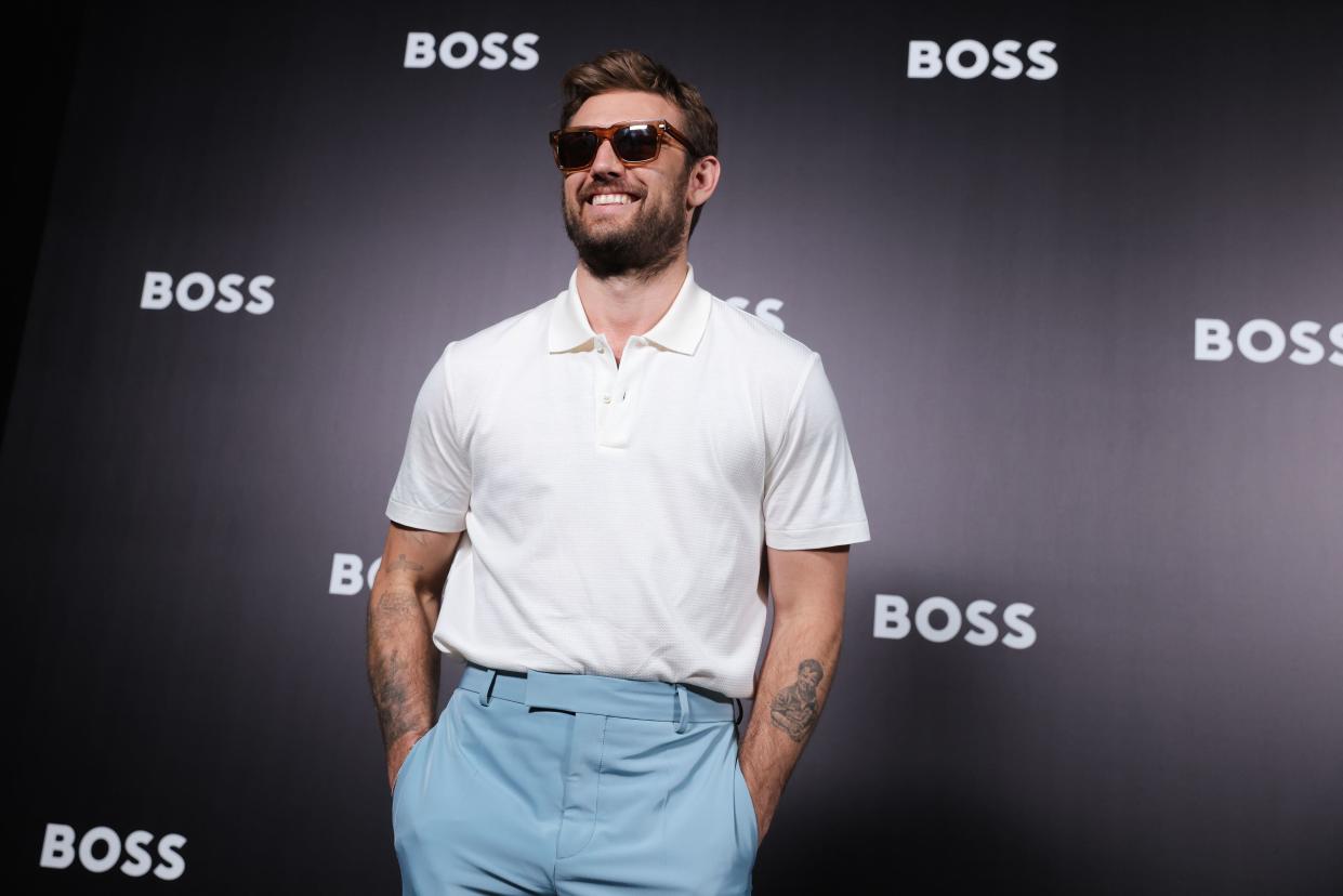 Alex Pettyfer is seen arriving at the Boss Fashion Show during the Milan Fashion Week Womenswear Spring/Summer 2023 on September 22, 2022 in Milan, Italy.