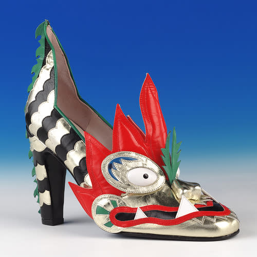 Dragon shoe made by Thea Cadabra (1979 & 1996)