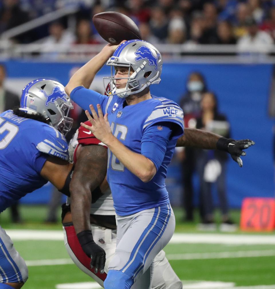 Detroit Lions quarterback Jared Goff (16) passes against the Arizona Cardinals during the first half on Sunday, Dec. 19, 2021, at Ford Field in Detroit.