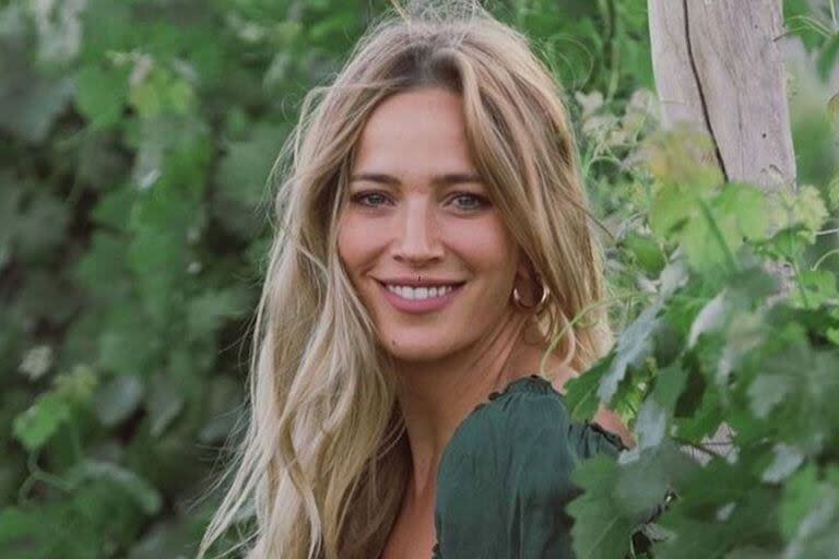 Luisana Lopilato mostró que lleva en su bolso y causó furor en las redes