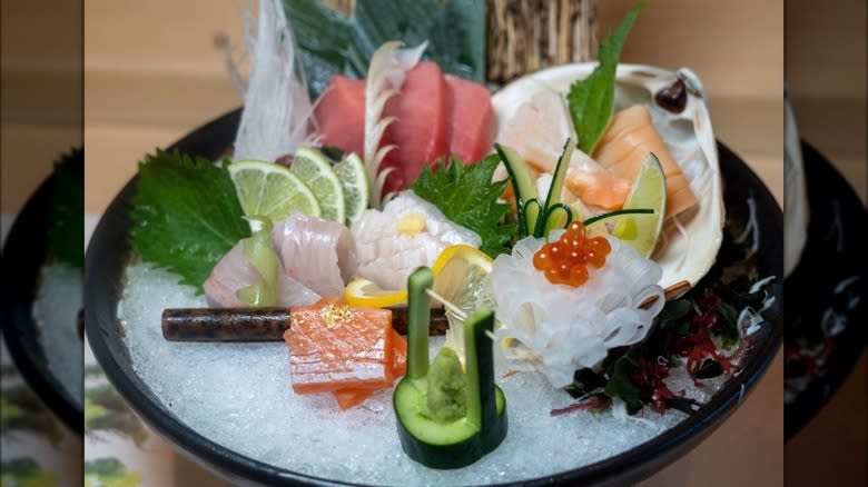 Array of sashimi