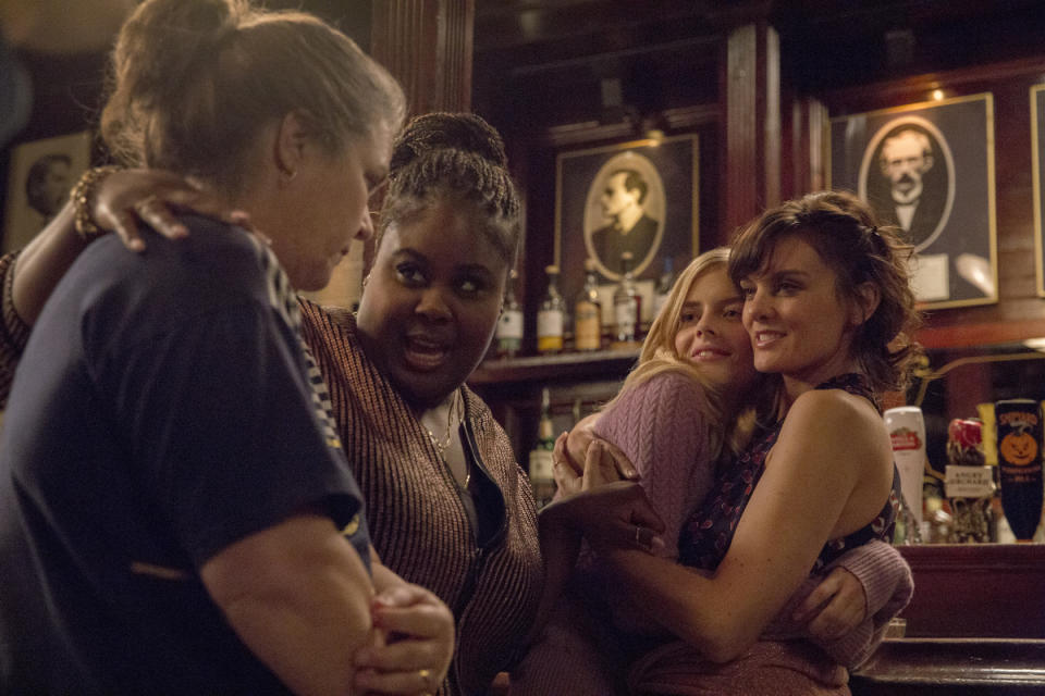 SMILF Season 1 Finale Rosie O'Donnell Raven Goodwin Samara Weaving Frankie Shaw