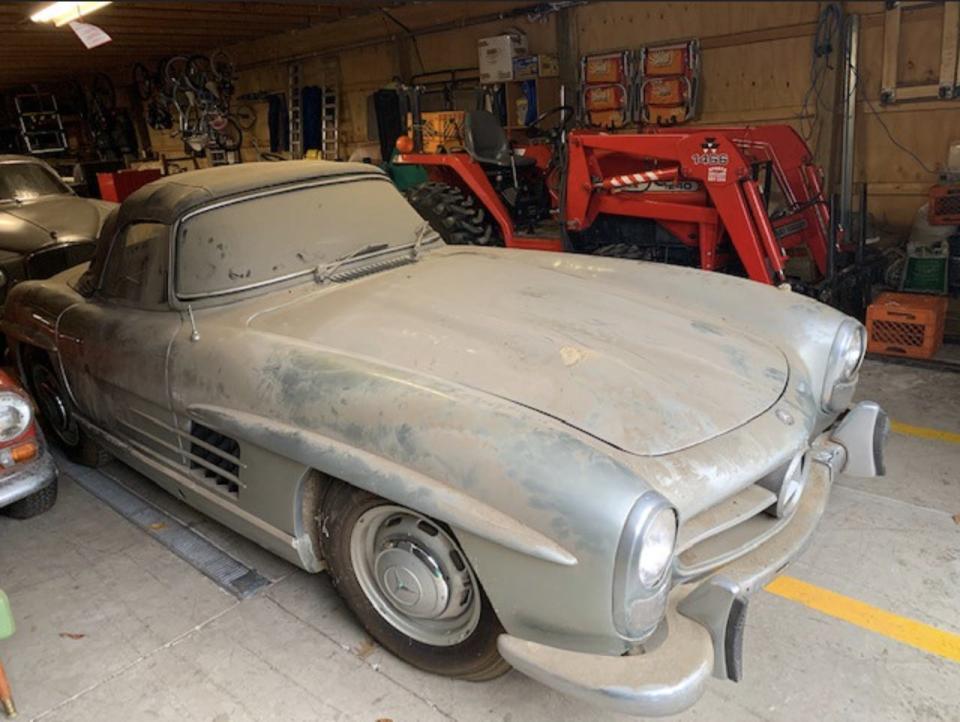 Mercedes 300SL Roadster barn find