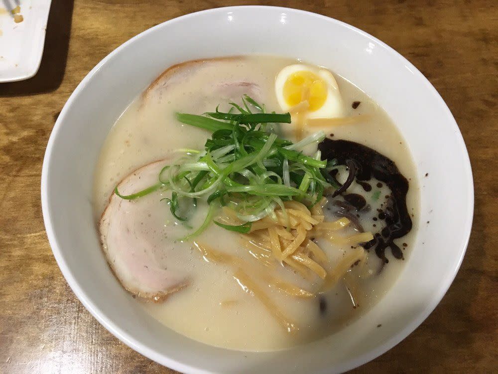 Shoyu and tonkotsu ramen