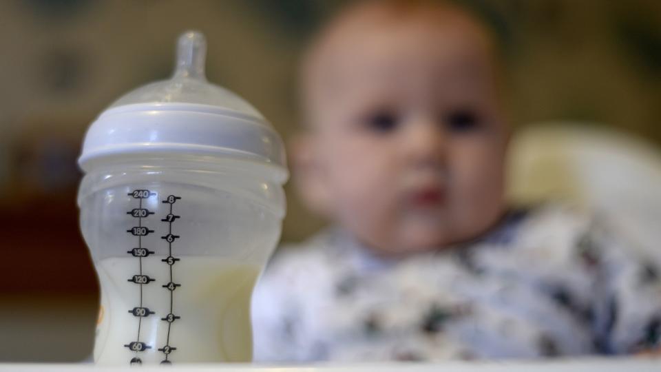 <p>MPs have recommended urgent research into the potential for unsafe infant formula use in low income and vulnerable families.</p>