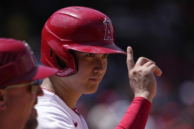 SHOHEI OHTANI SIGNED LOS ANGELES ANGELS PLAYERS WEEKEND SHOWTIME