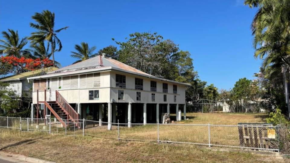 Exterior of 3 Ninth Ave, QLD