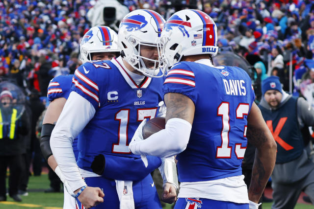 Dolphins stuff Bills, Allen late, hold on for 21-19 win - The San Diego  Union-Tribune