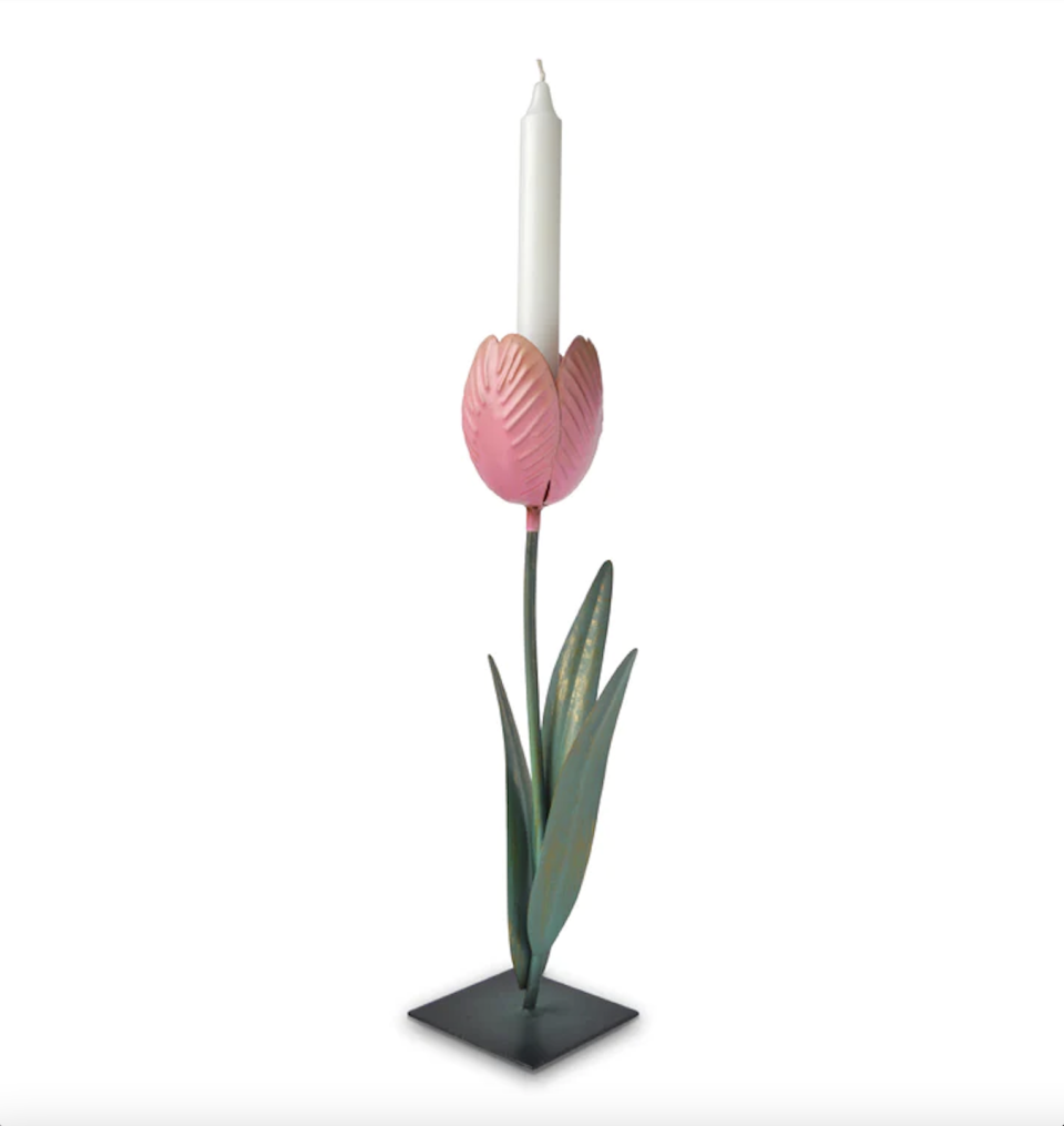 <p><a href="https://go.redirectingat.com?id=74968X1596630&url=https%3A%2F%2Fchefanie.com%2Fcollections%2Ffrontpage%2Fproducts%2Ftulip-candle-holder&sref=https%3A%2F%2Fwww.elledecor.com%2Fdesign-decorate%2Fg43328262%2Feaster-decorating-ideas%2F" rel="nofollow noopener" target="_blank" data-ylk="slk:Shop Now;elm:context_link;itc:0;sec:content-canvas" class="link ">Shop Now</a></p><p>Tulip Candle Holder</p><p>chefanie.com</p><p>$55.00</p><span class="copyright">Courtesy of Chefanie</span>