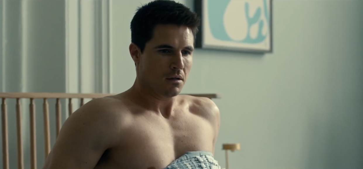 simulant, robbie amell